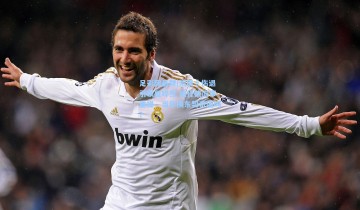 足彩网品牌|浓眉叒伤退引联盟哗然 独行侠旧事重提，当年换东契奇值吗？